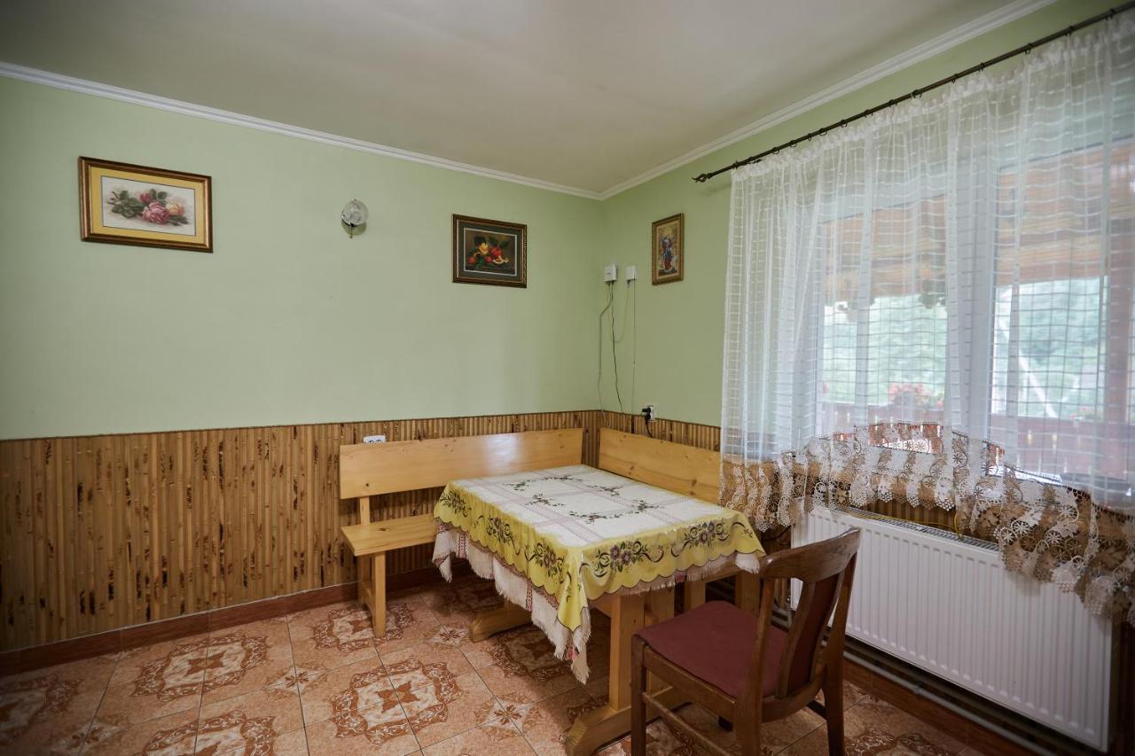 Hotel Захід Сонця Slavske Exterior foto